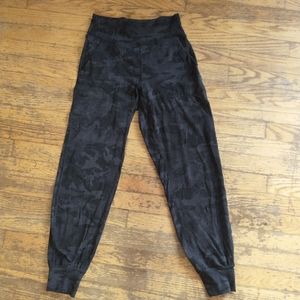 Lululemon High Rise Jogger